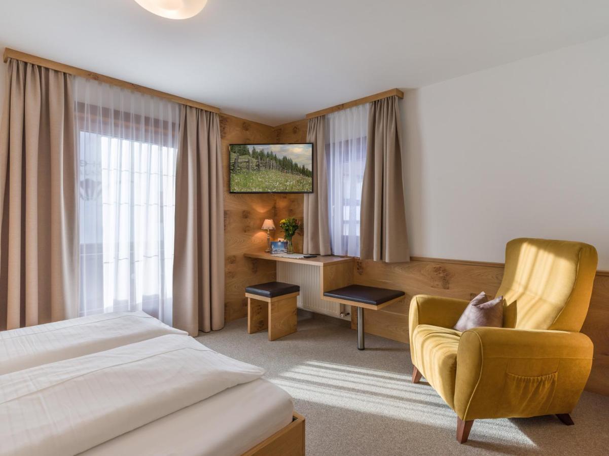 Hotel Koessler Tux Buitenkant foto