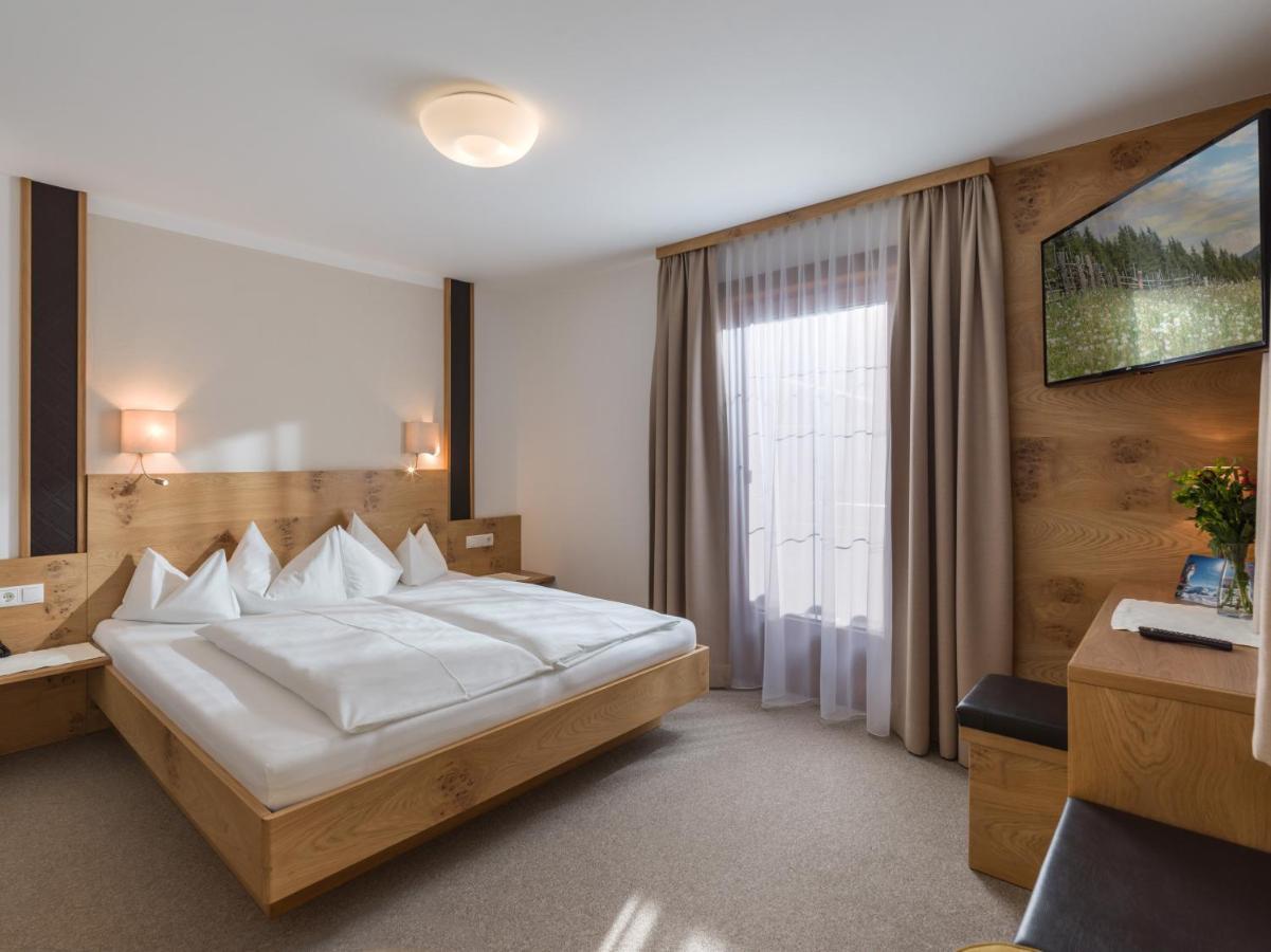 Hotel Koessler Tux Buitenkant foto