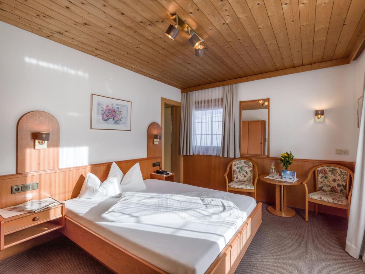 Hotel Koessler Tux Buitenkant foto