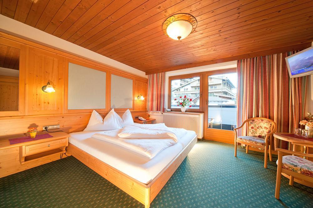 Hotel Koessler Tux Buitenkant foto